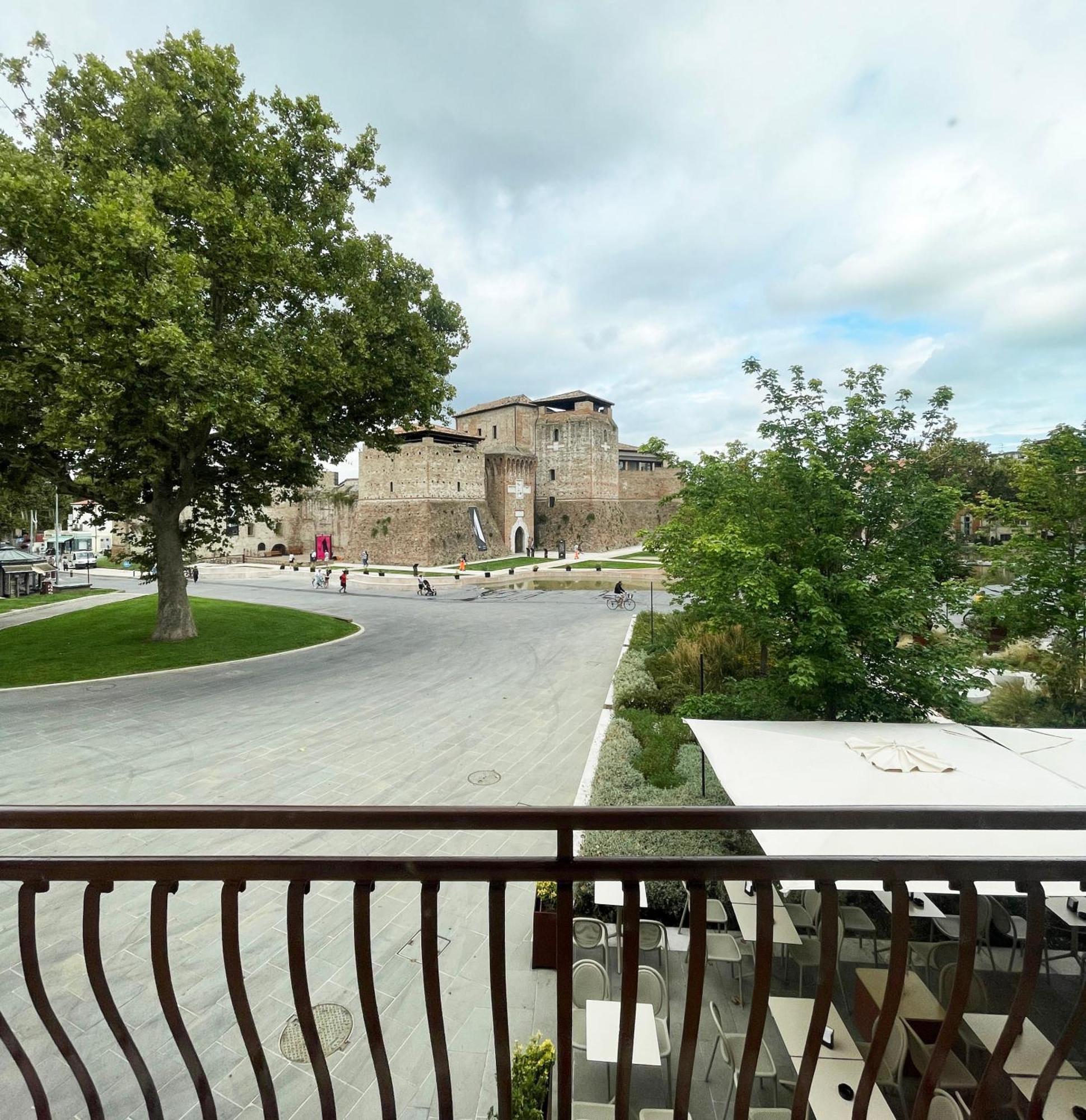 La Sismonda Apartment Римини Екстериор снимка